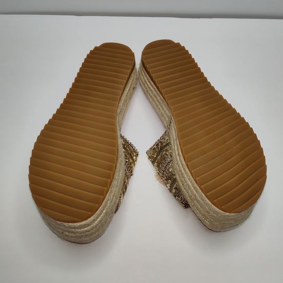 Slip on espadrille platforms - Picture 2 of 4